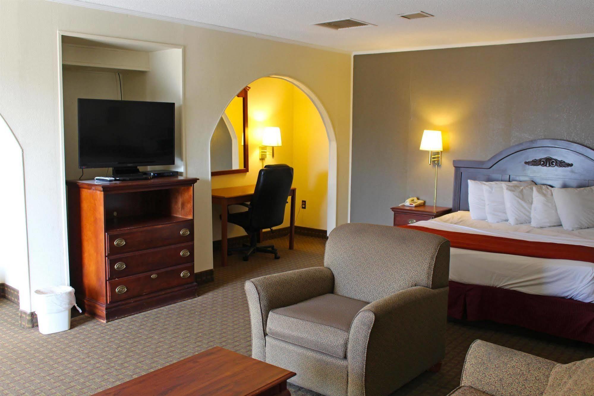 Lake View Inn & Suites Killen Zewnętrze zdjęcie
