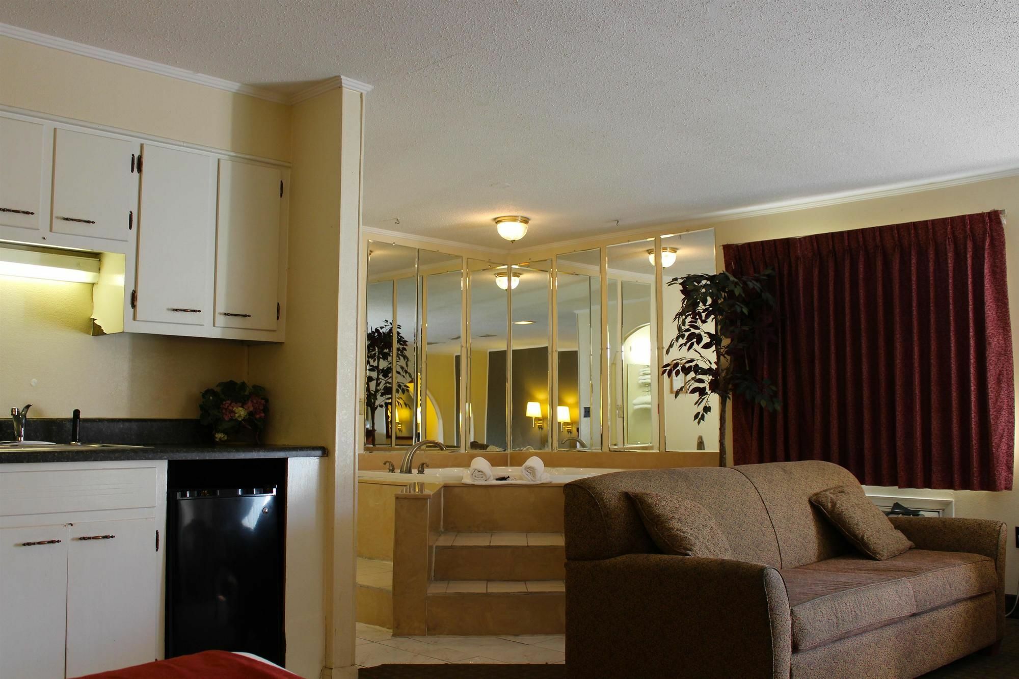 Lake View Inn & Suites Killen Zewnętrze zdjęcie